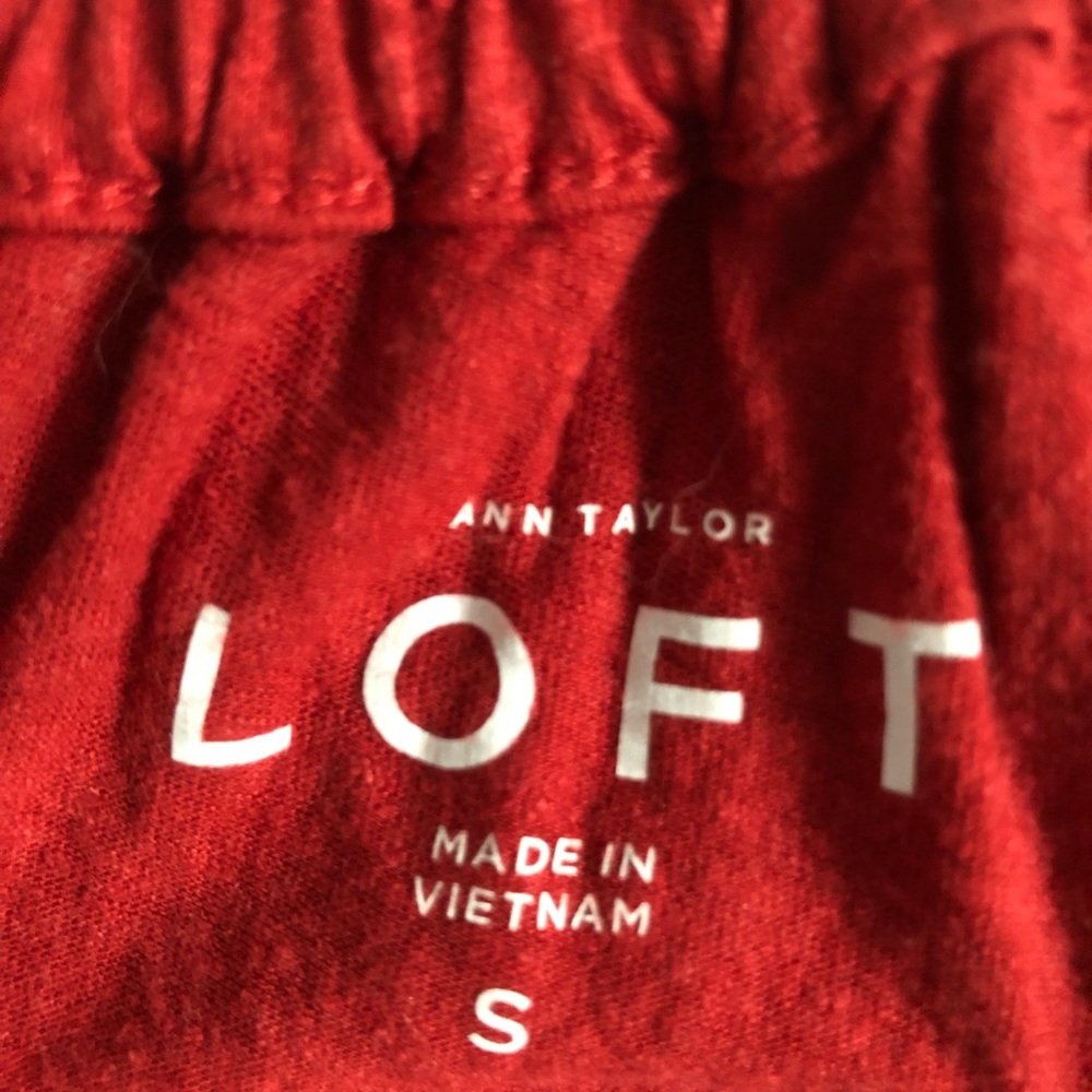 Red Tank - Picture 2 of 3